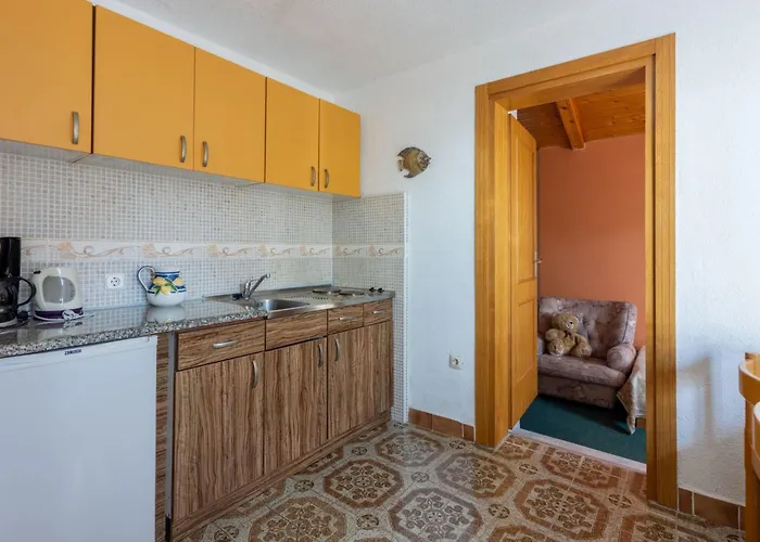 In Mit Meerblick- Naehe Sandstrand By Interhome Lägenhet *