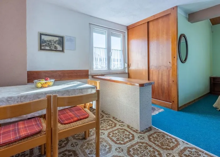 In Crikvenica Mit Meerblick- Naehe Sandstrand By Interhome Crikvenica